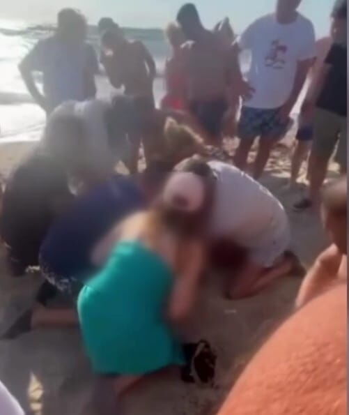 Kusadasi’nda Denize Giren 3 Kisi Boguldu 1398109 415211 (1)