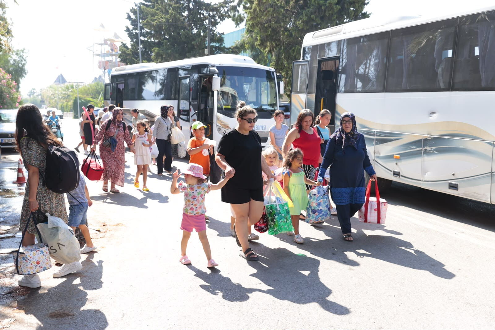 Konak Belediyesi’nden Semt Merkezi Kursiyerlerine Deniz Sürprizi (10)