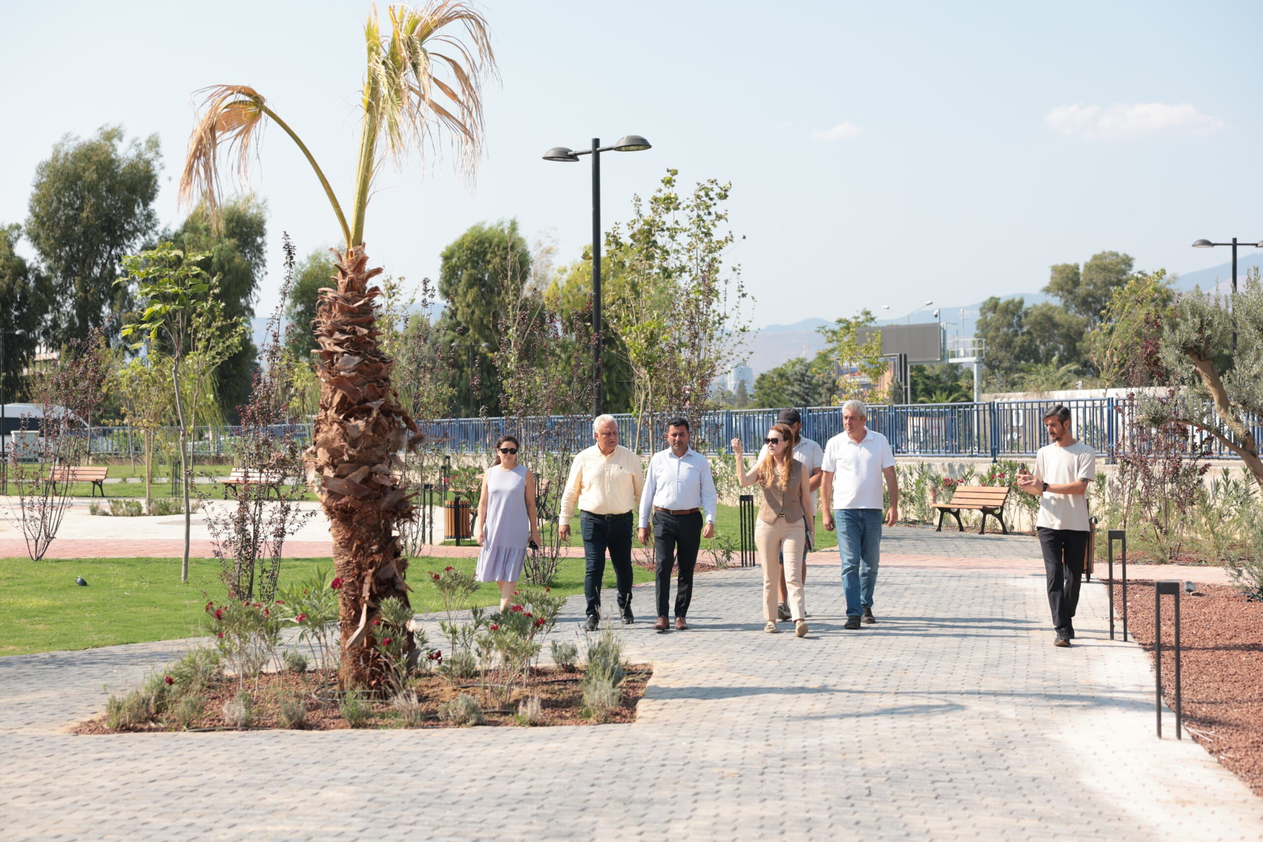 Konak’a Yeni Nefes Alanı 6 Bin Metrekarelik Park Hizmete Açılıyor (8)