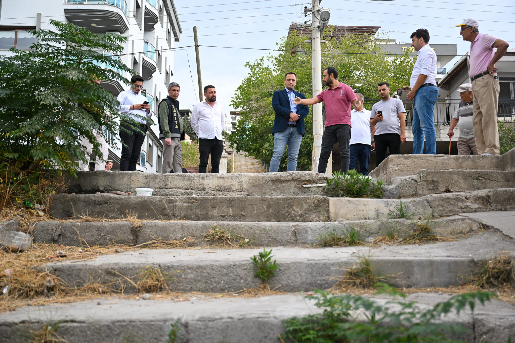 Bornova'da çifte merdiven hamlesi