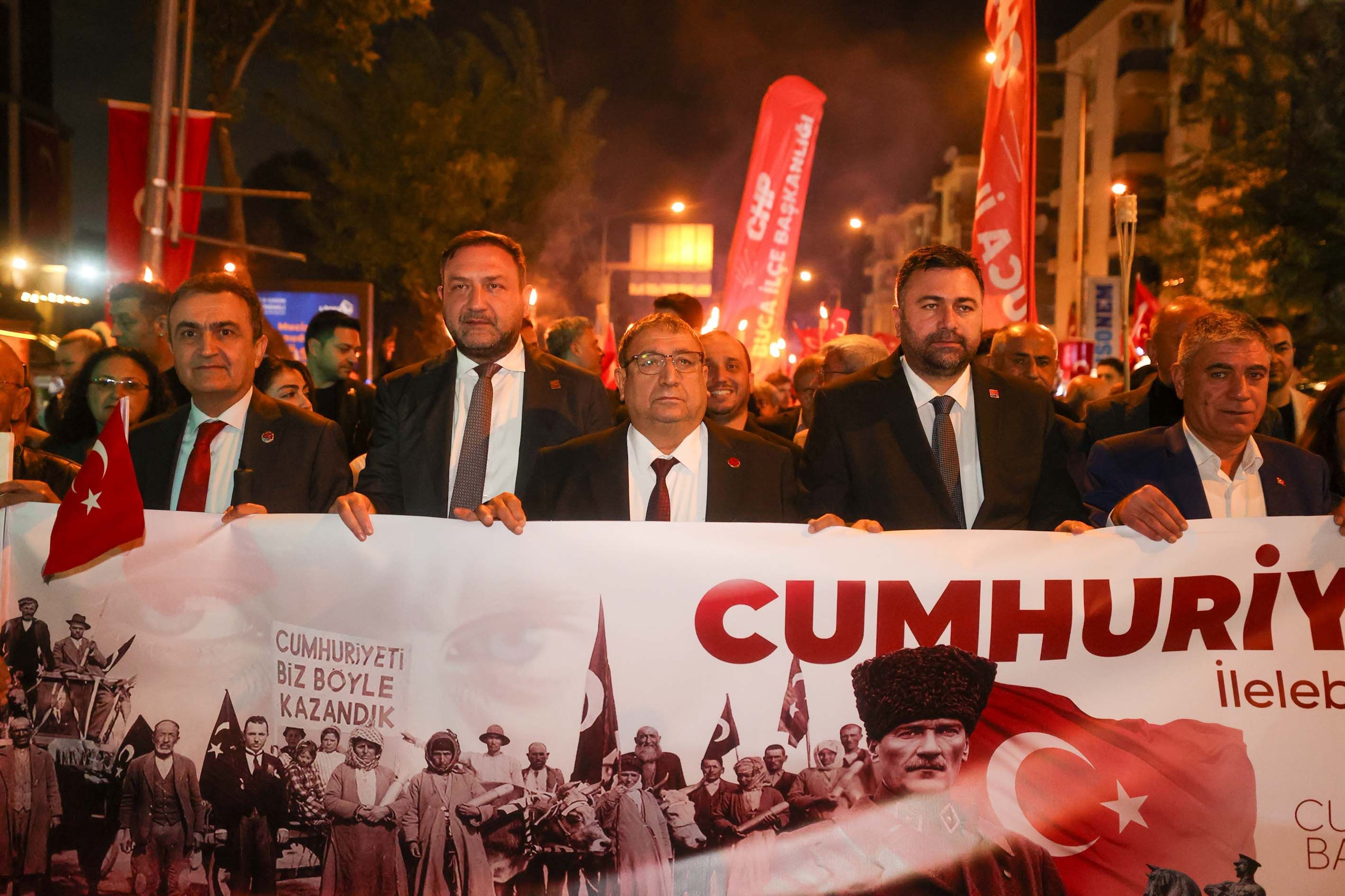Buca 29 Ekim Kortej12
