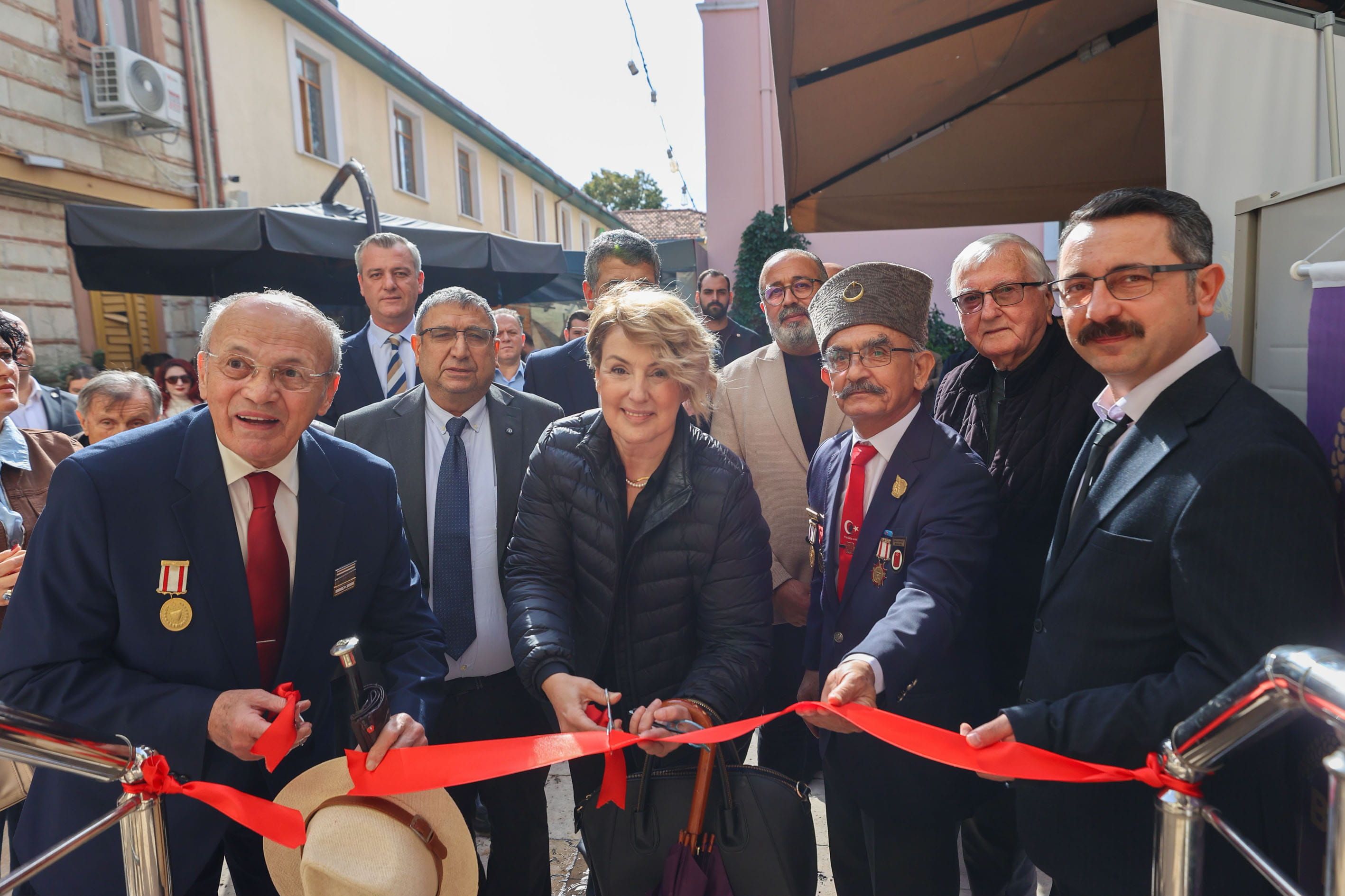Buca Belediyesi Galeri Hamam Sergi6 (1)