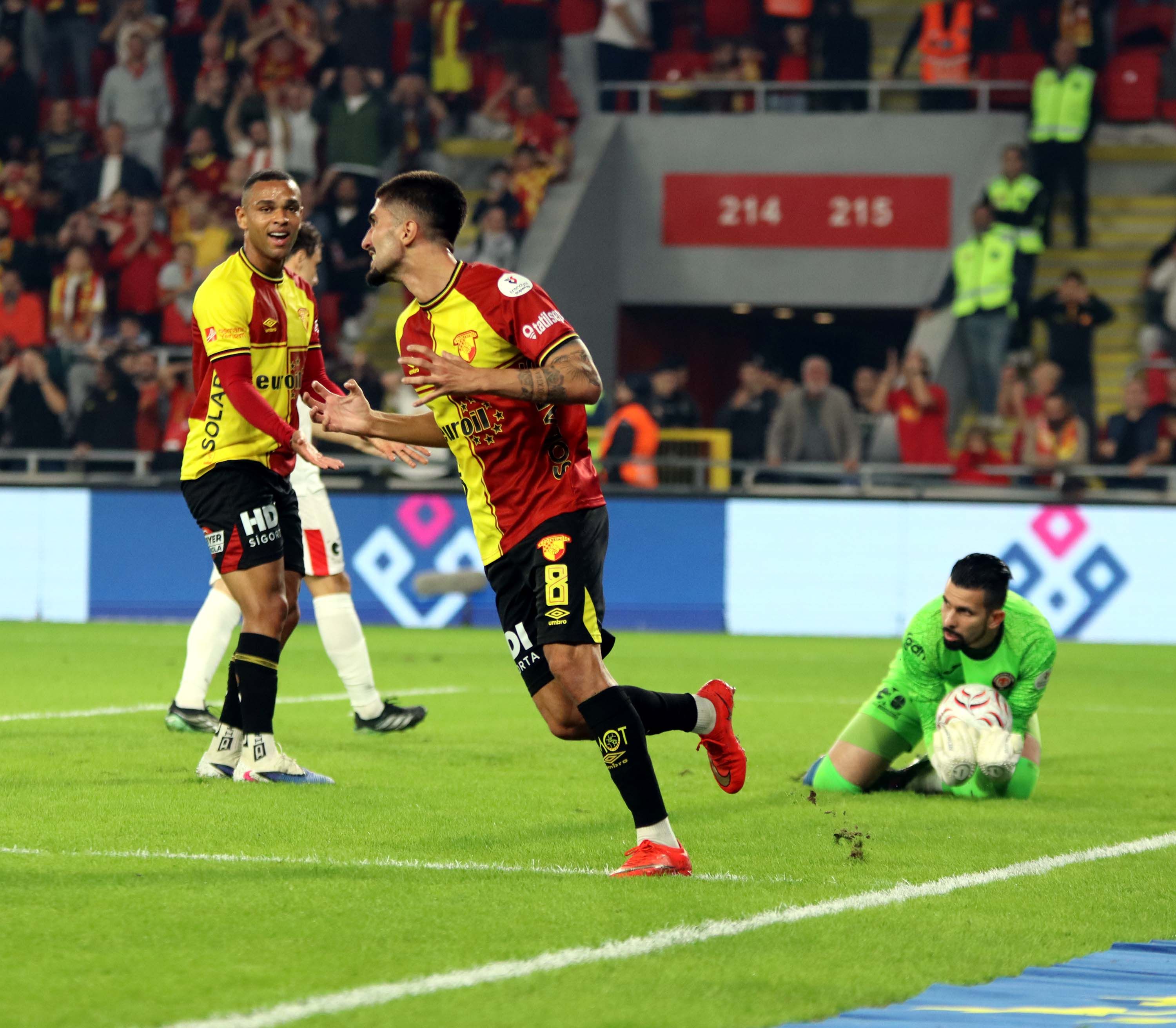Goztepe Arca Corum Fk Fotograflar 1574181 468193 (1)