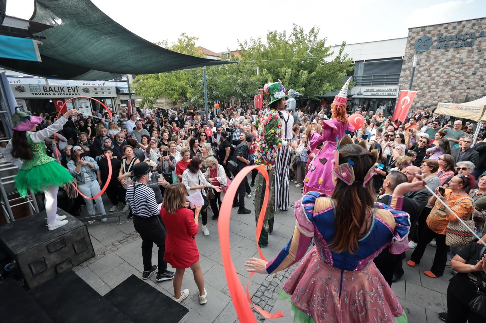Kemeraltı’nın Sokakları Festivalle Şenlendi (11)